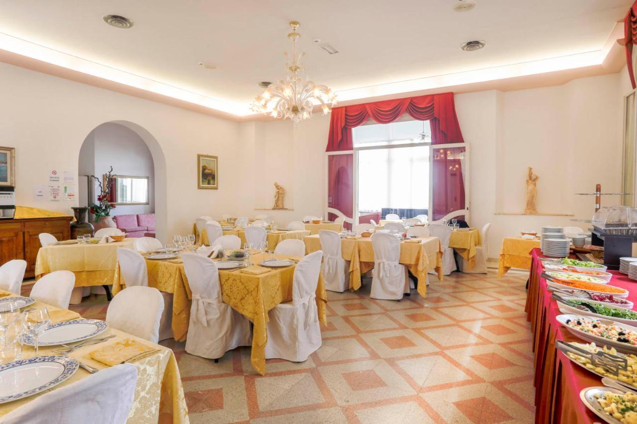 Hotel Lido ريميني المظهر الخارجي الصورة