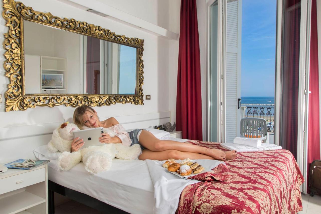 Hotel Lido ريميني المظهر الخارجي الصورة
