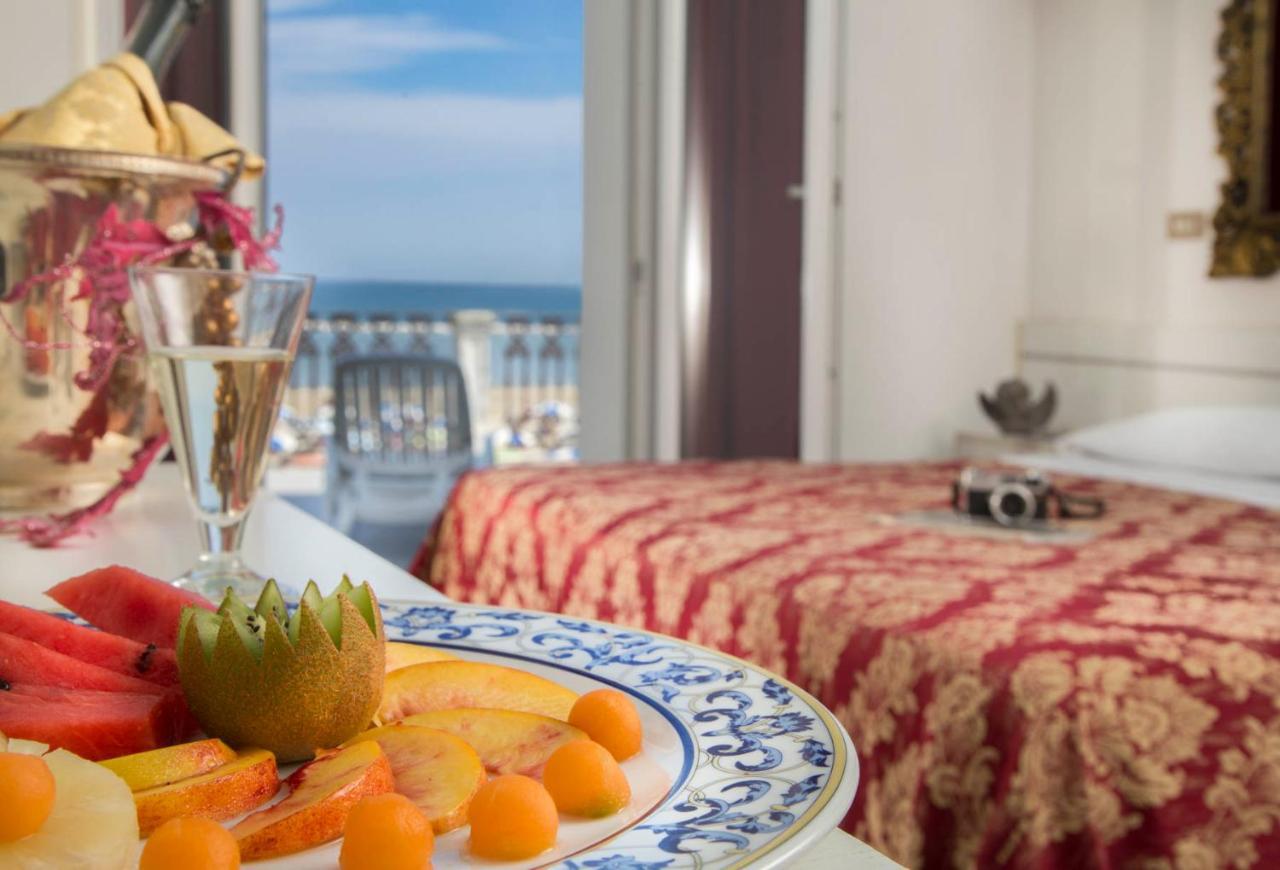 Hotel Lido ريميني المظهر الخارجي الصورة