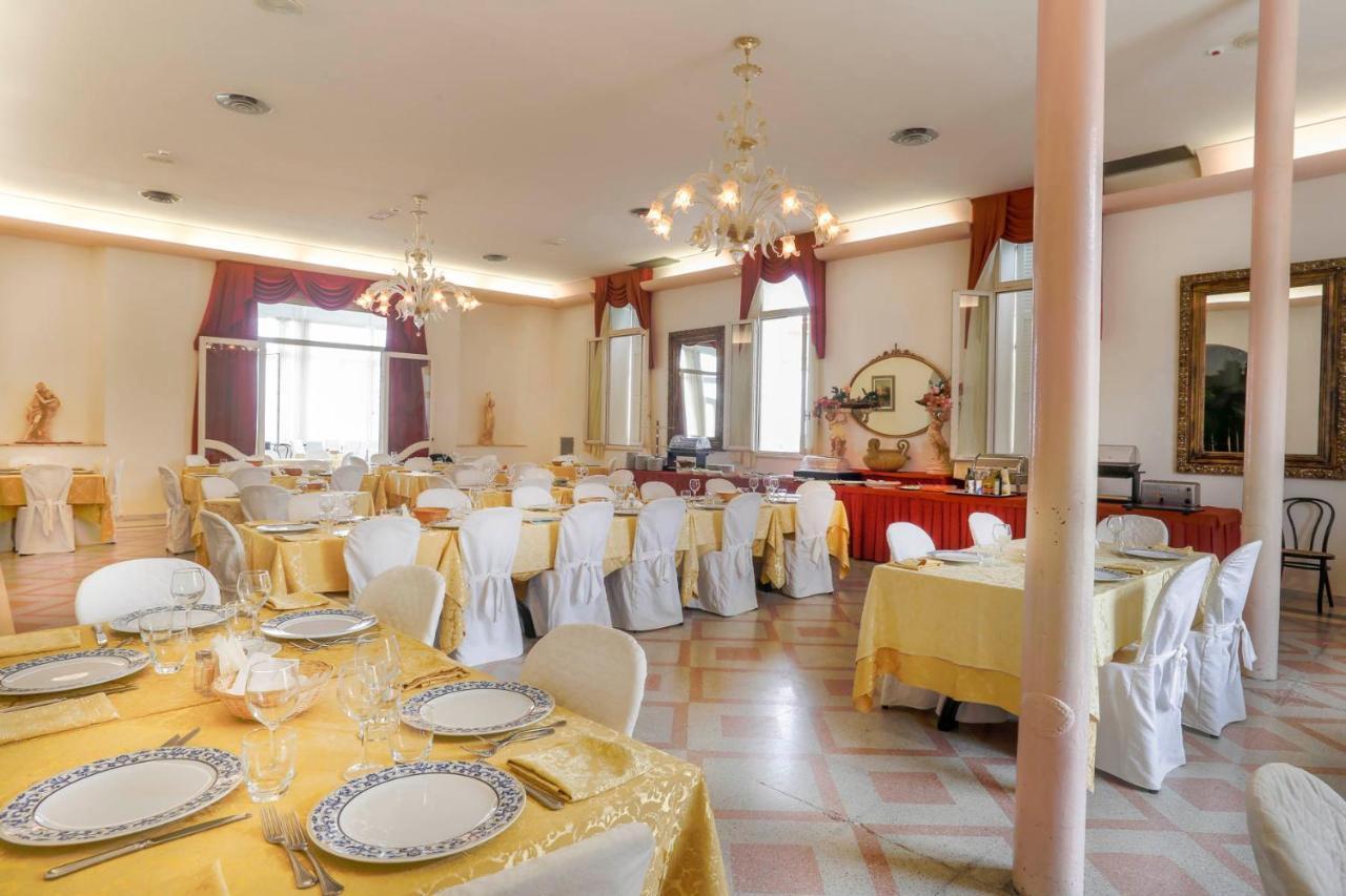 Hotel Lido ريميني المظهر الخارجي الصورة